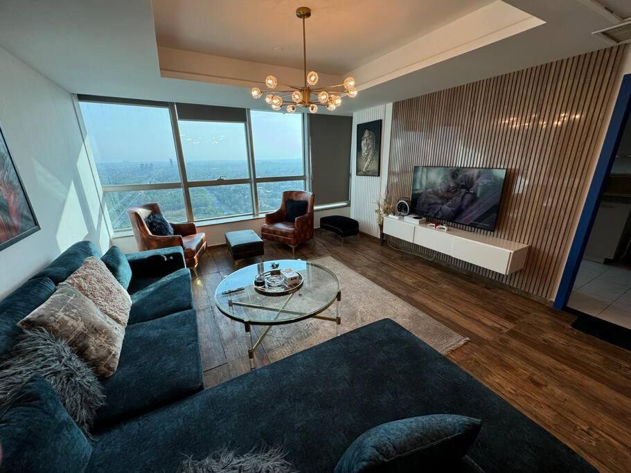 Citylights 2Bhk At Centaurus High Floor,Xbox Daire İslamabad Dış mekan fotoğraf